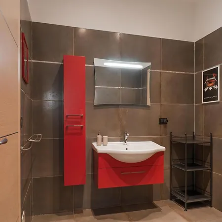 Modern Bright 2br Penthouse Close To Center Διαμέρισμα