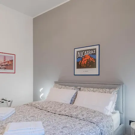 Modern Bright 2br Penthouse Close To Center Apartamento *