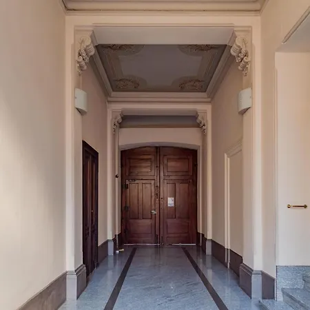 Apartamento Modern Bright 2br Penthouse Close To Center *