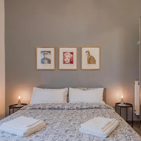 Modern Bright 2br Penthouse Close To Center