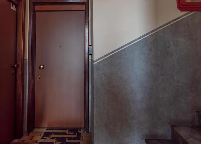 דירה Modern Bright 2br Penthouse Close To Center *