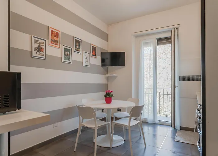 Apartament Modern Bright 2br Penthouse Close To Center Turyn