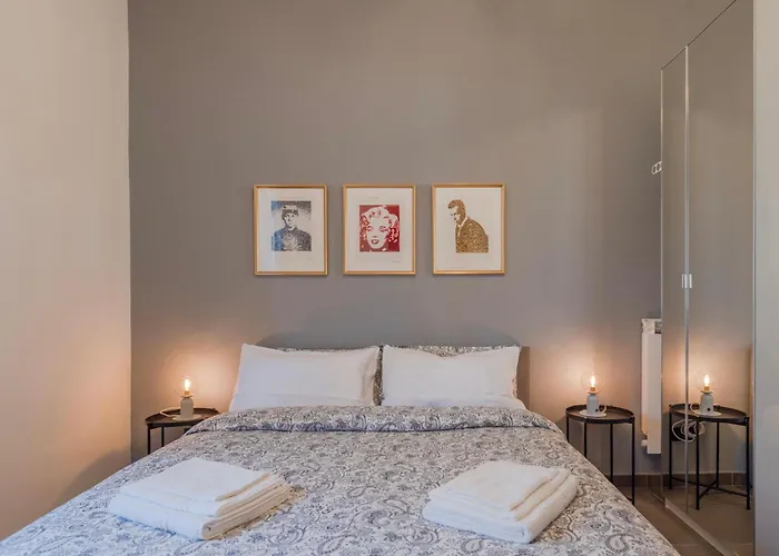 Modern Bright 2br Penthouse Close To Center