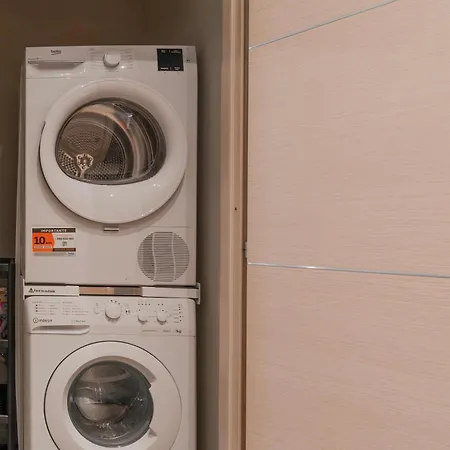 아파트 Modern Bright 2br Penthouse Close To Center 토리노