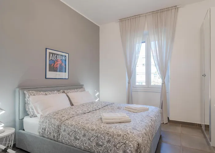 Modern Bright 2br Penthouse Close To Center * Turin