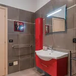 Modern Bright 2br Penthouse Close To Center شقة *